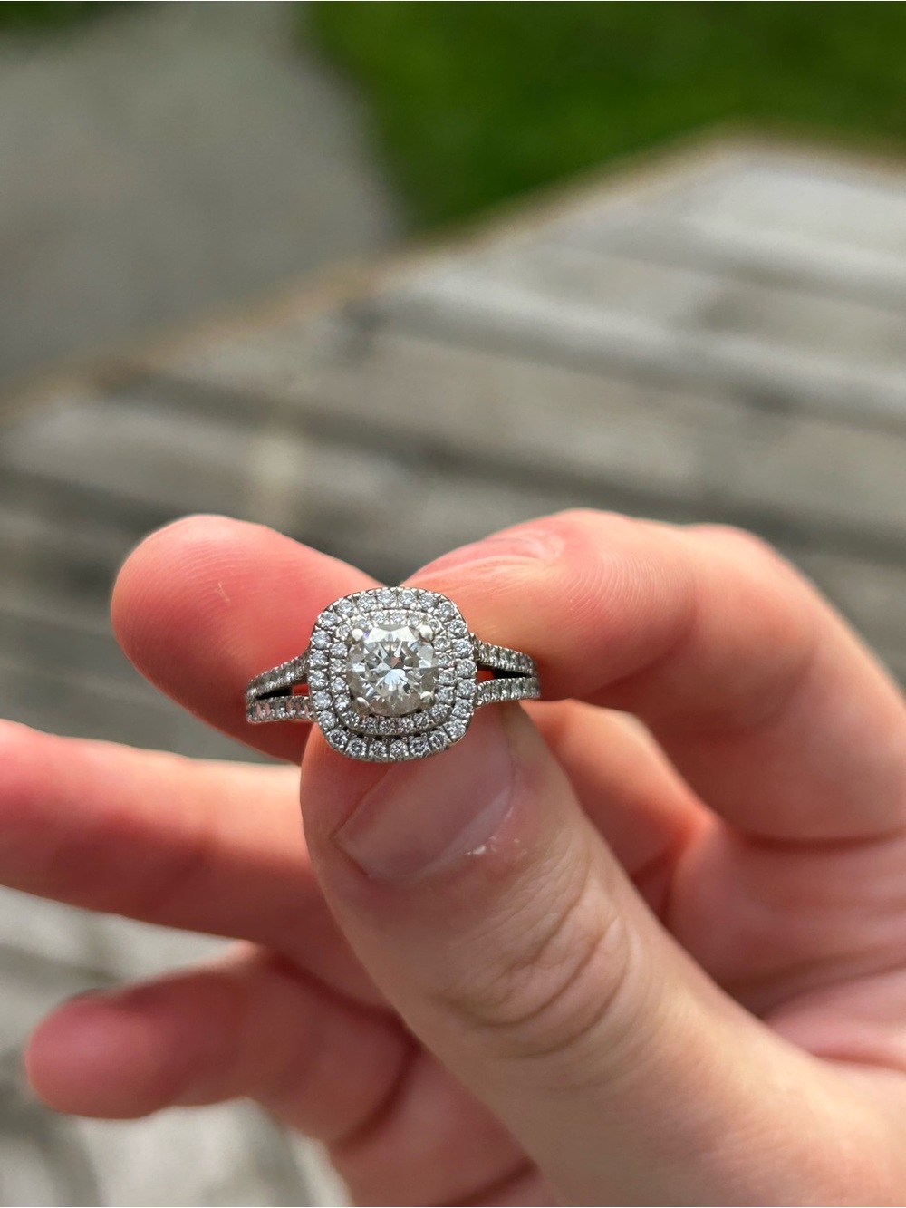 Vera Wang Diamond Engagement Ring - Brilliant Cut 14k White Gold Size 7 2 CT
